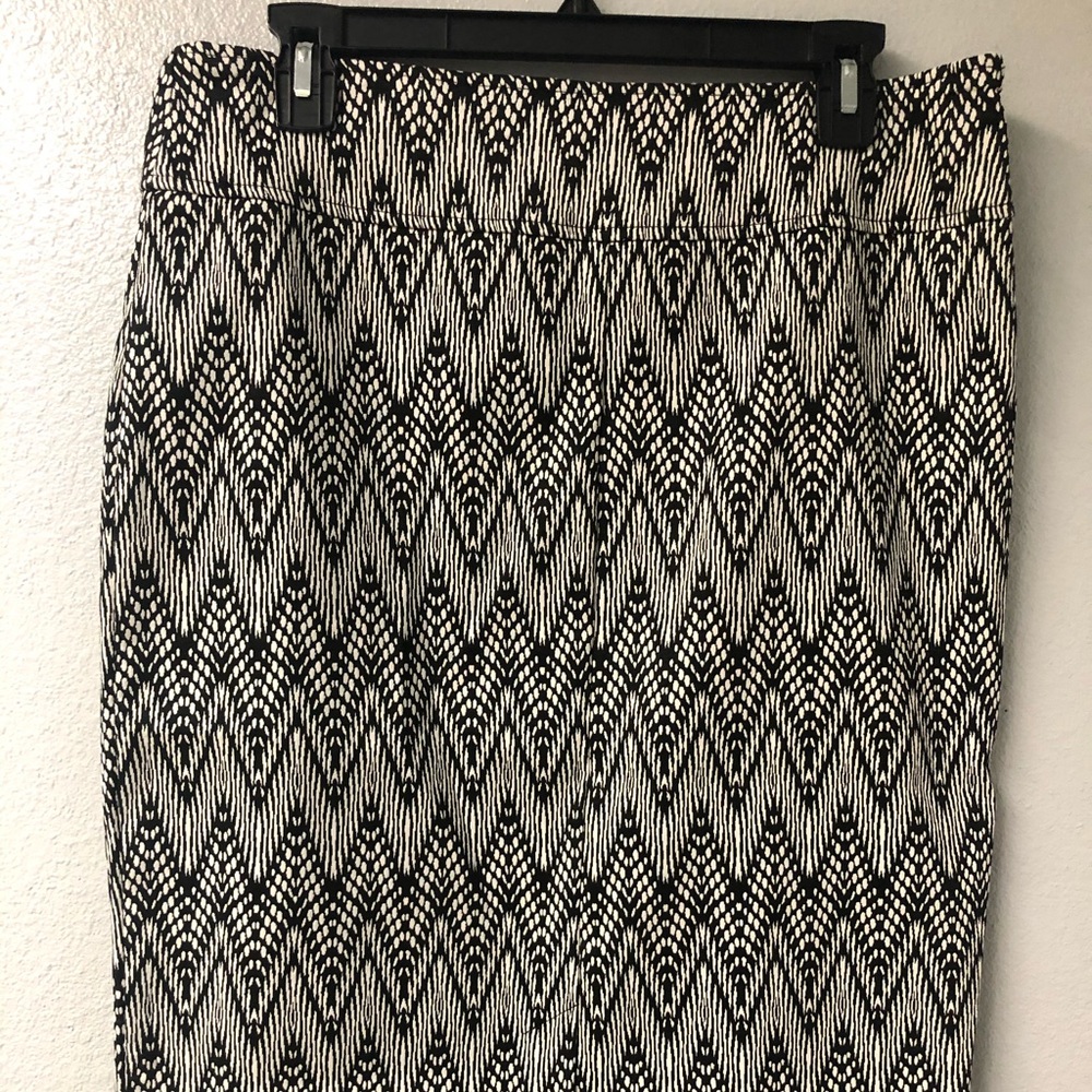 Black and White Aztec Skirt